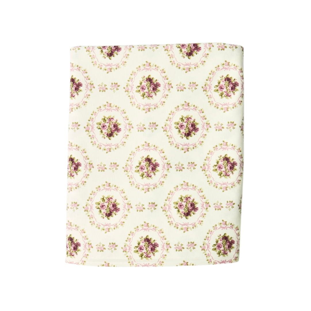 Voi Collective, Hedge Rose Tablecloth