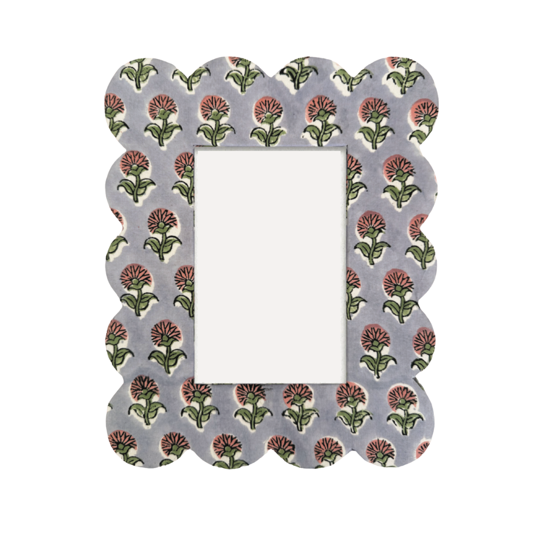 Scalloped Bluebell frame