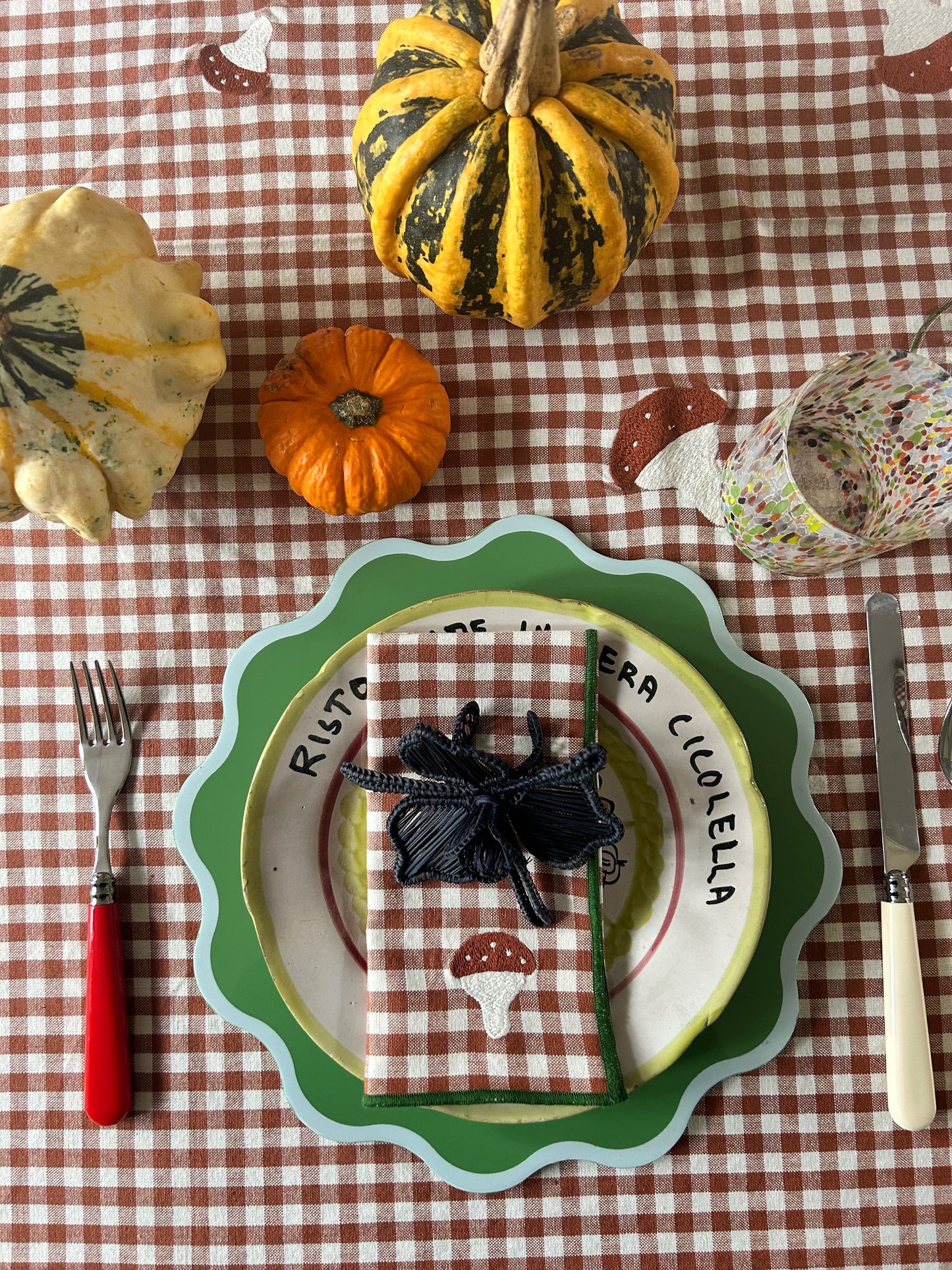 The Victoria Placemat in White and Green, Set of Two