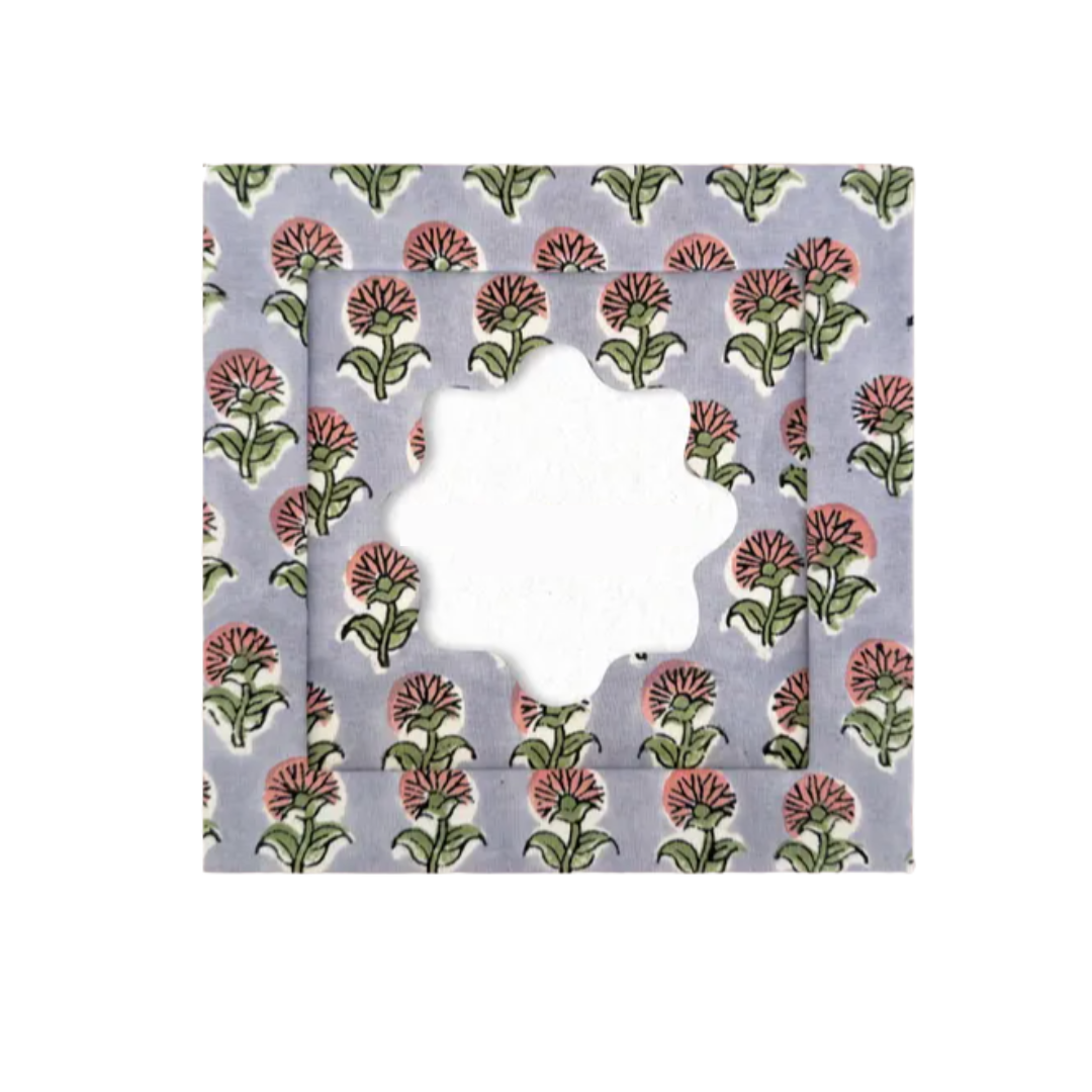 Small Bluebell Frame with Scalloped Edge