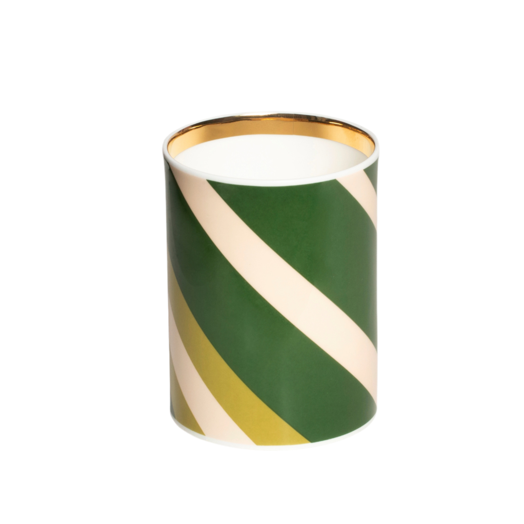 Dar Leone, Sosa Nevis Palms Cherry Vessel