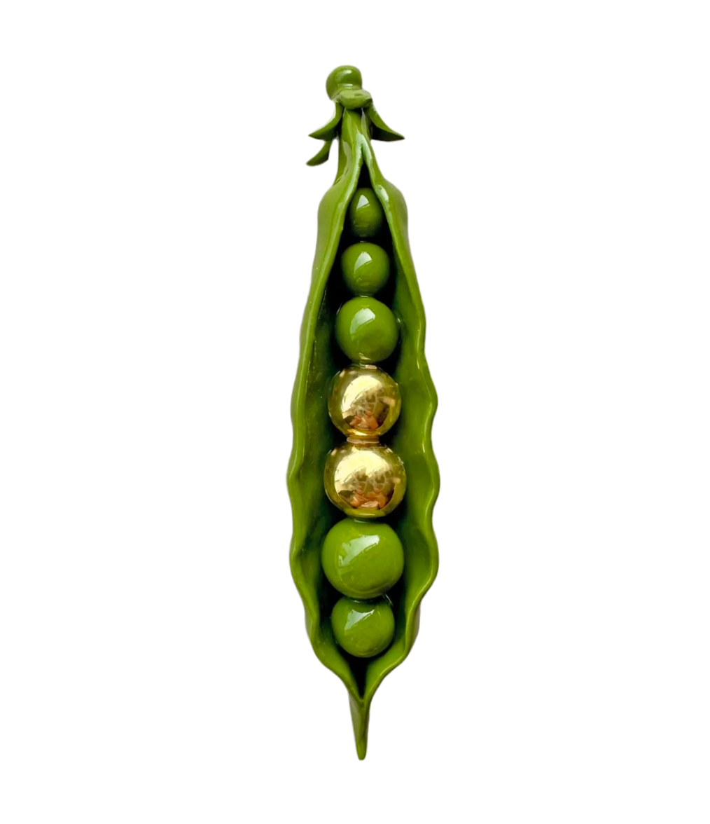 Minnie Mae-Stott, 'Two Gold Peas in a Pod 2.0'