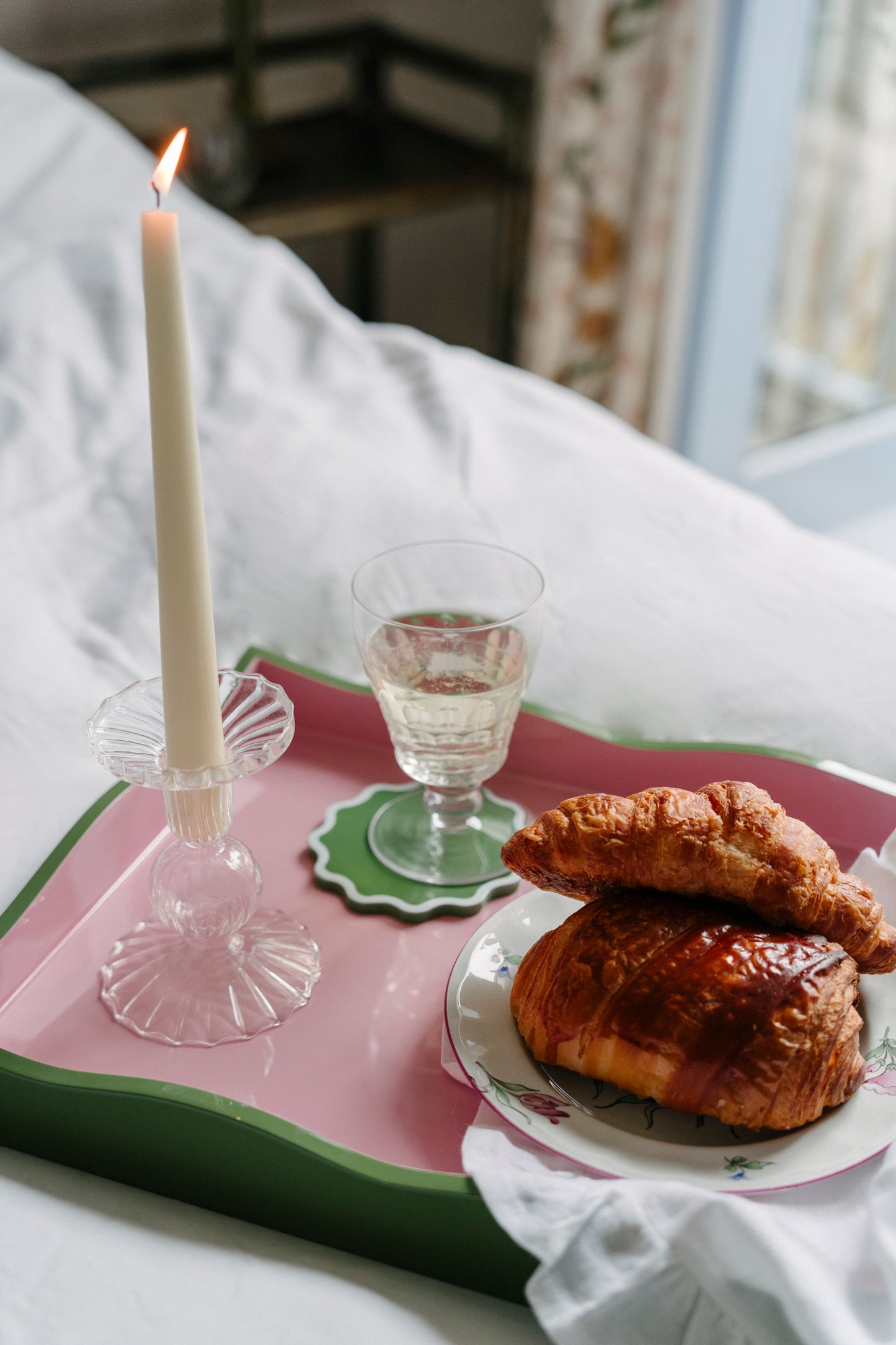 The Allegra Wiggle Tray in Green and Pink