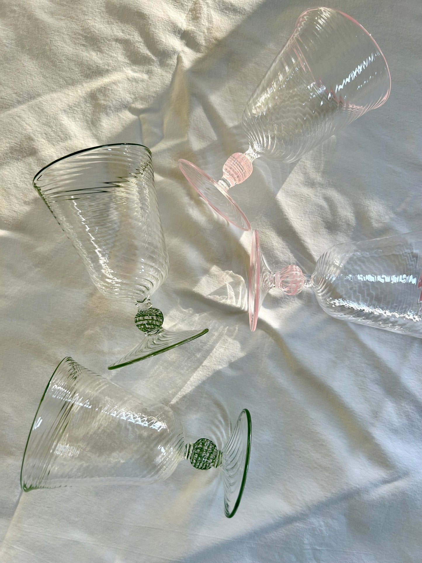 The Dido Venetian Wine Glass in Pink, Set of Two