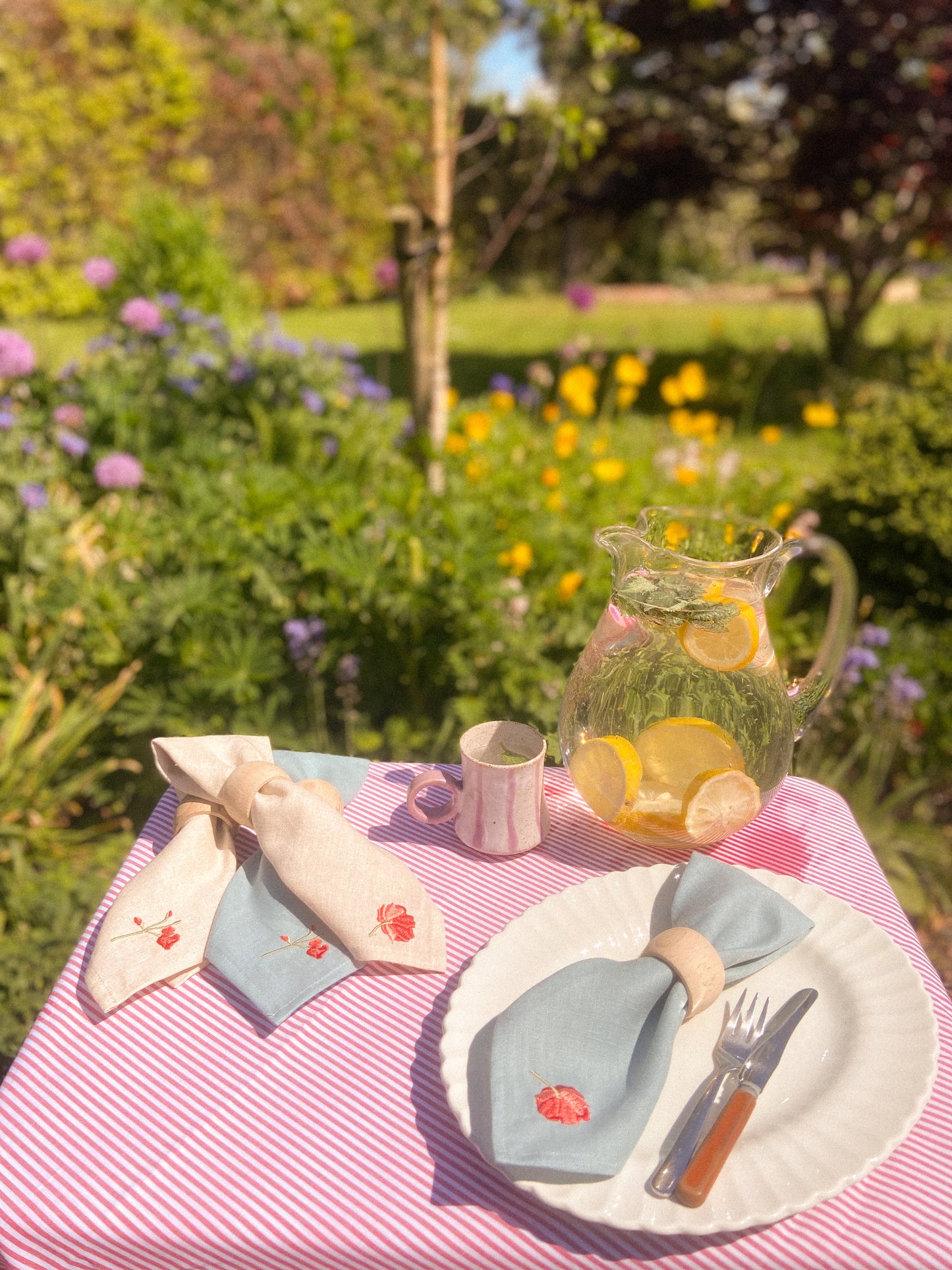Lappliq, Geranium Napkins Set of Four