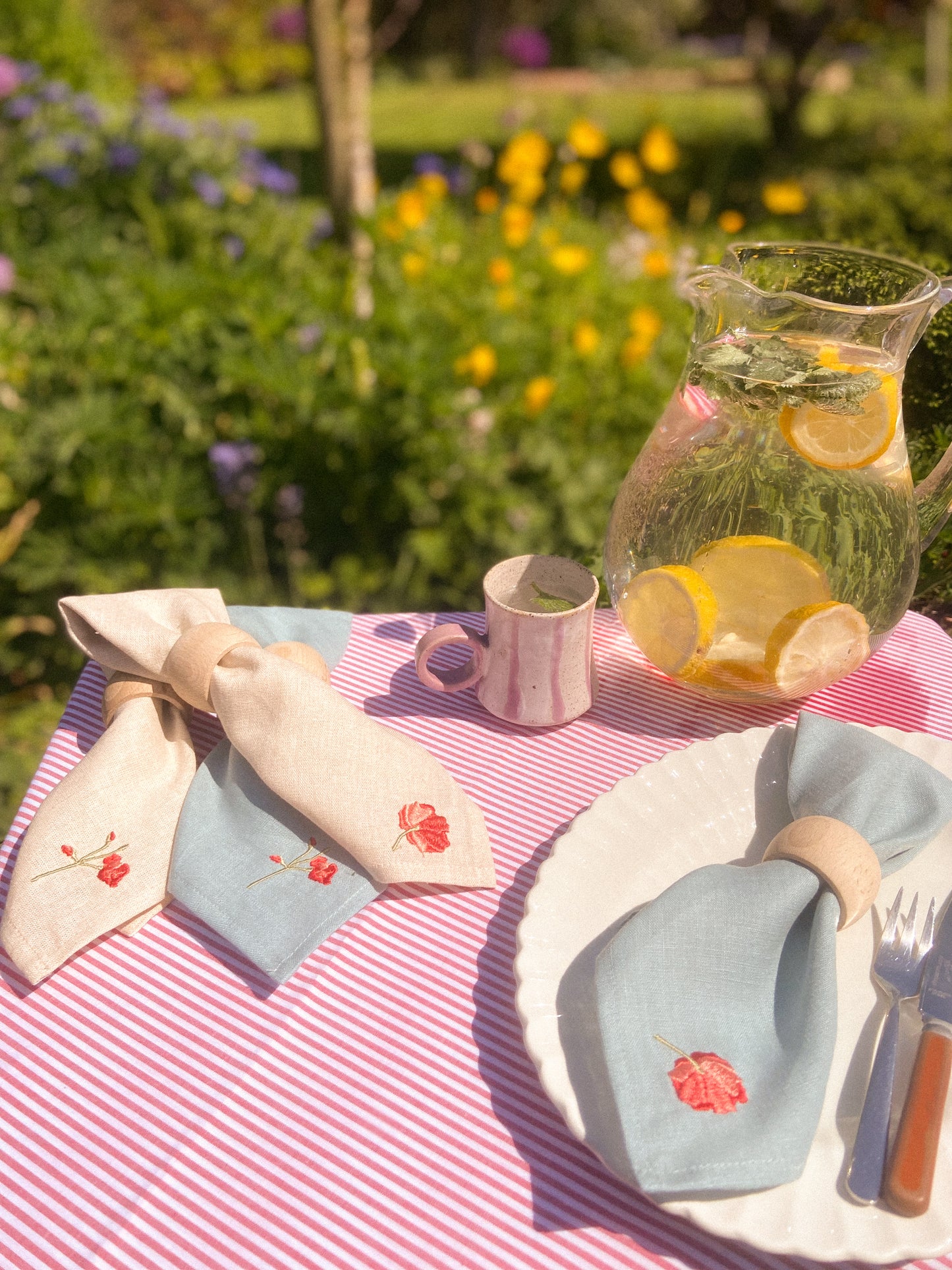 Lappliq, Geranium Napkins Set of Four
