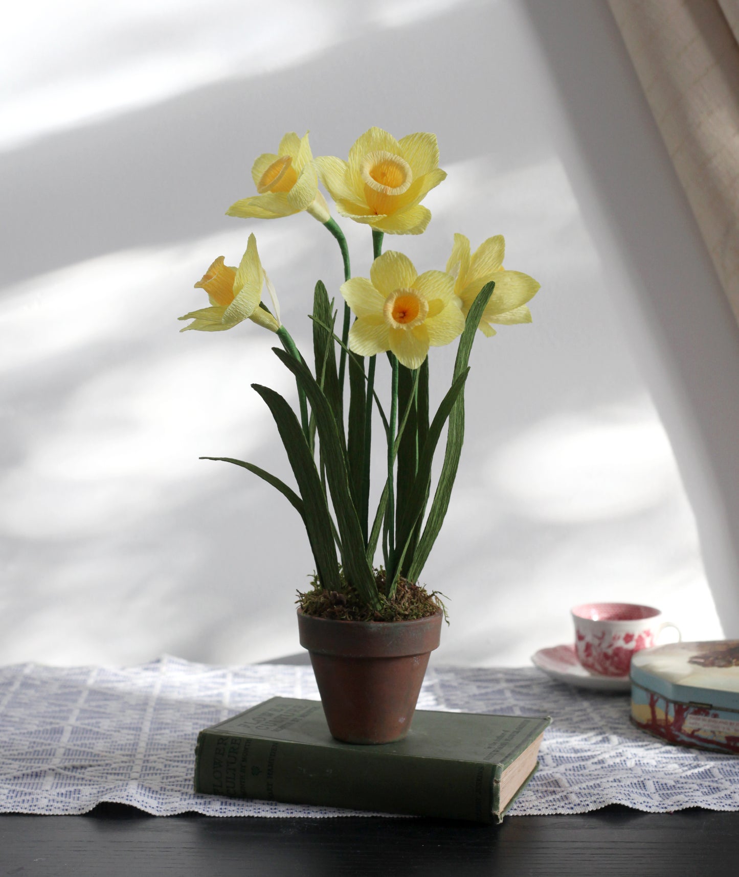 Blooms by Beam Paper Daffodils