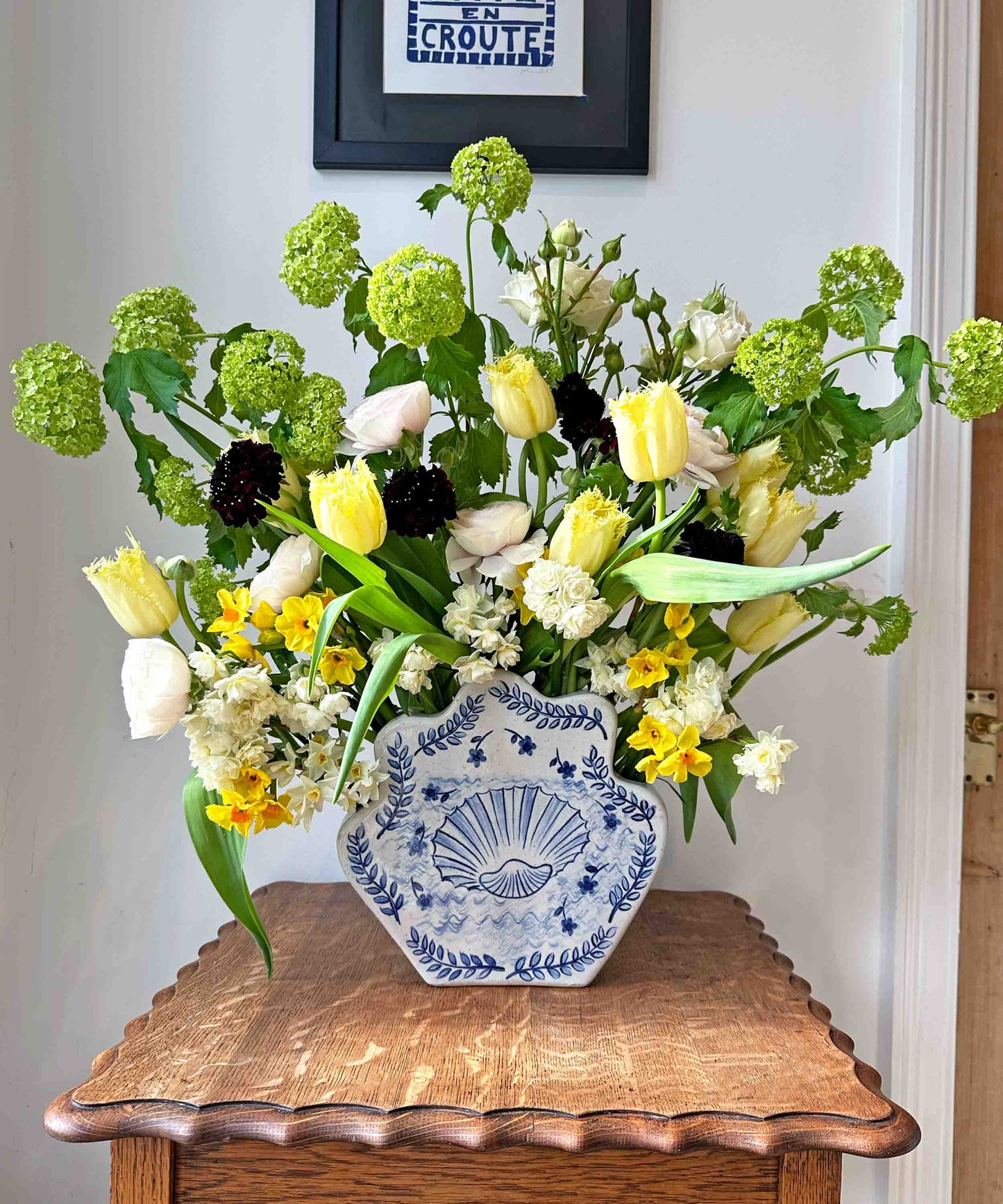 Minnie Mae-Stott, Venus' Shell Tulip Vase