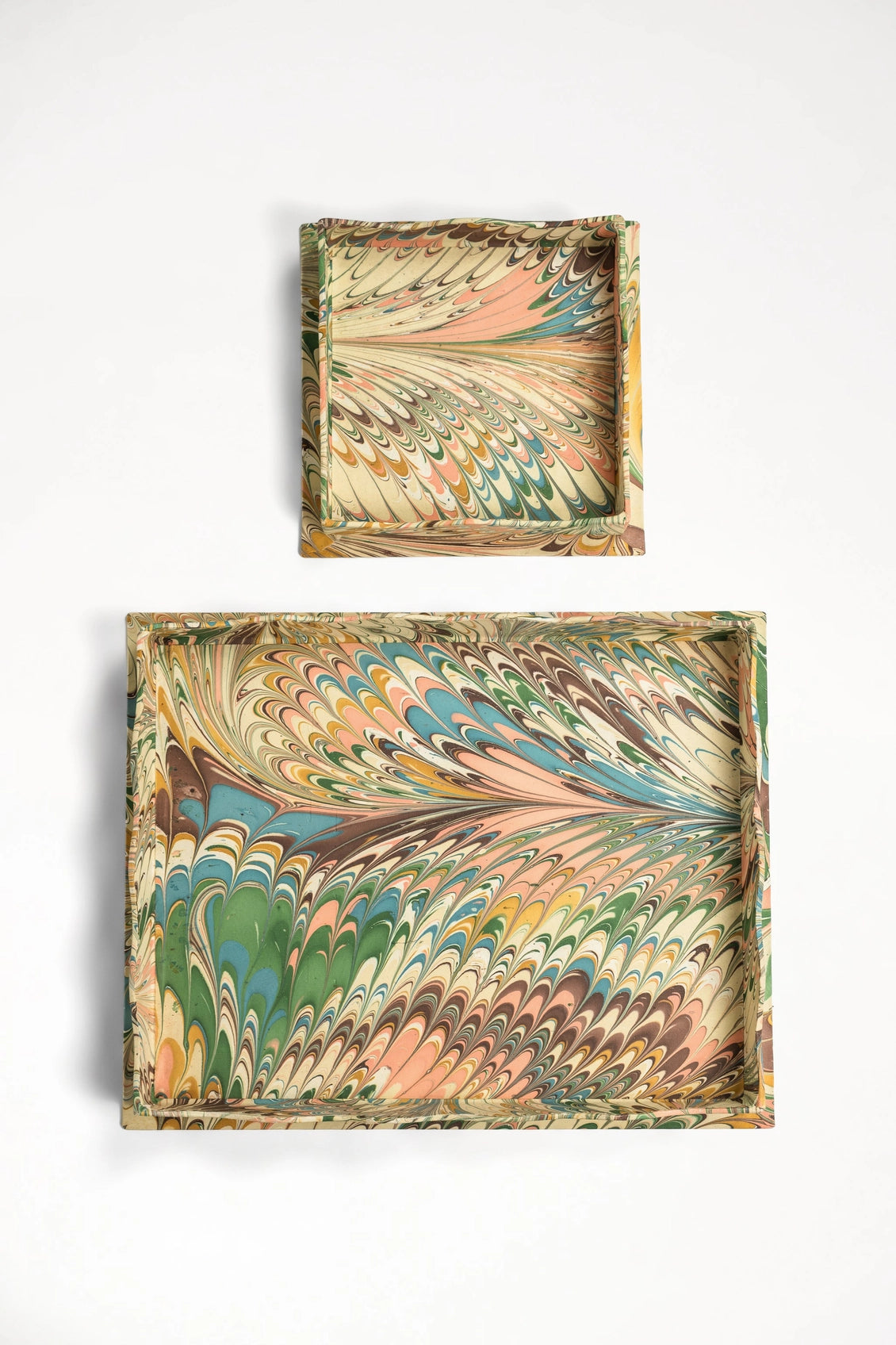 PRE-ORDER Scalloped Hand-Marbled Tray Flatiron Feathers