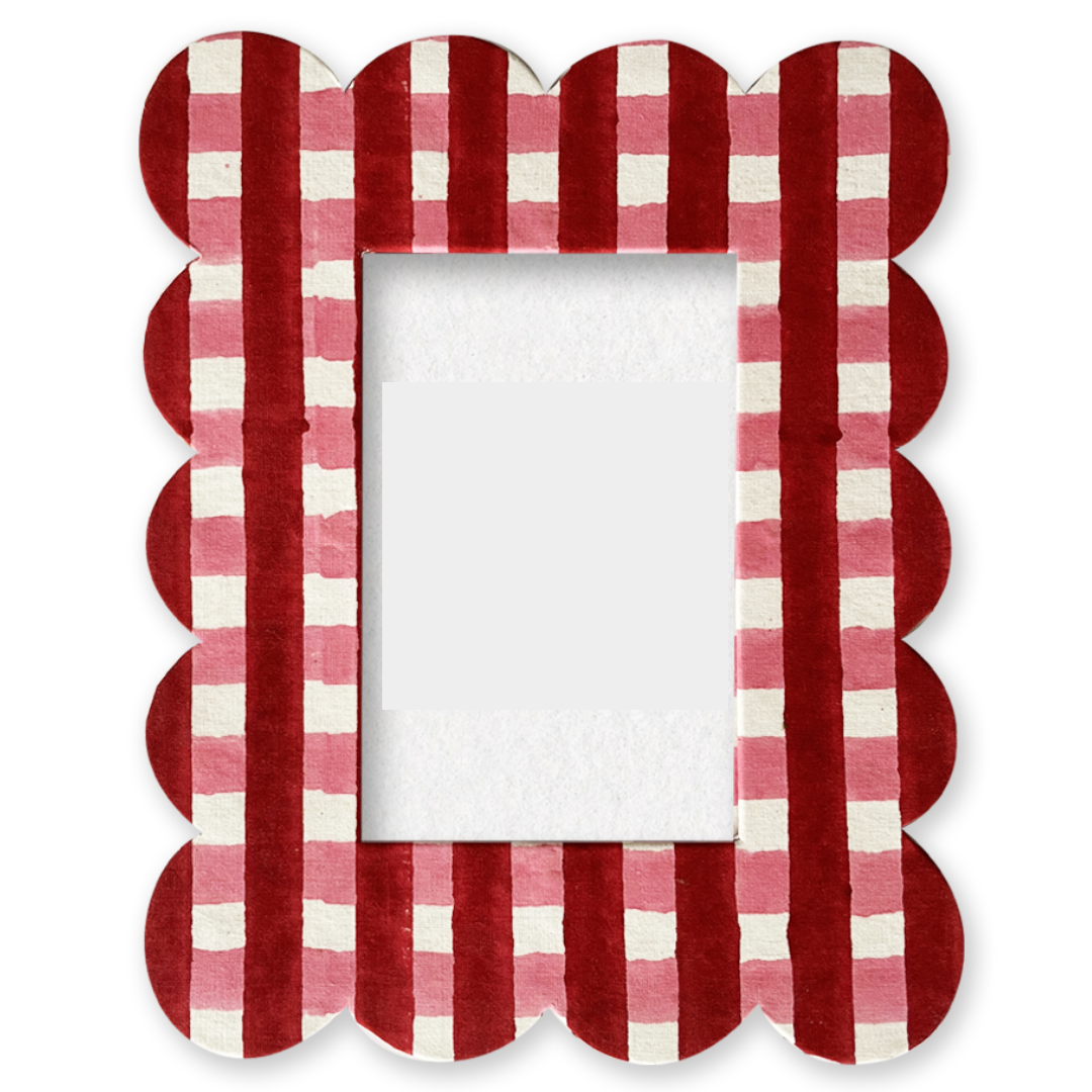 Pink Check Scalloped Photo Frame