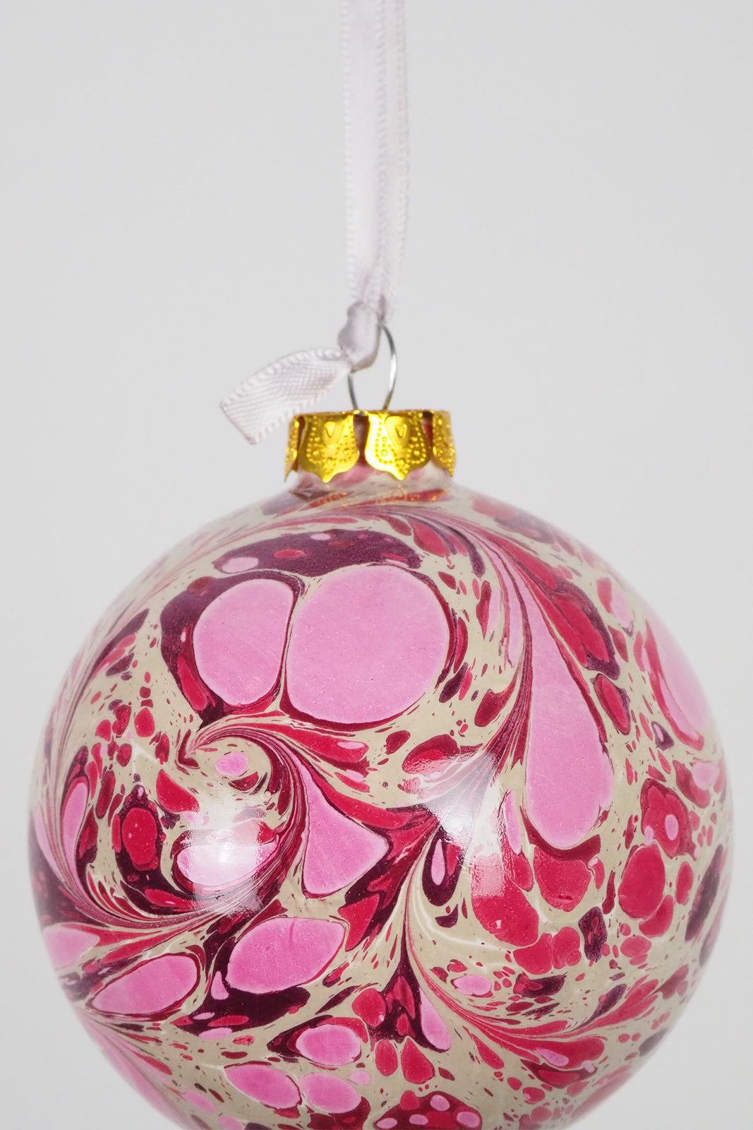 Wildmore Hand Marbled Large Berry Bauble