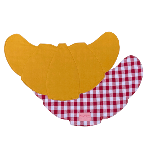 L'Amour des Bonbons Amour Croissant placemat red