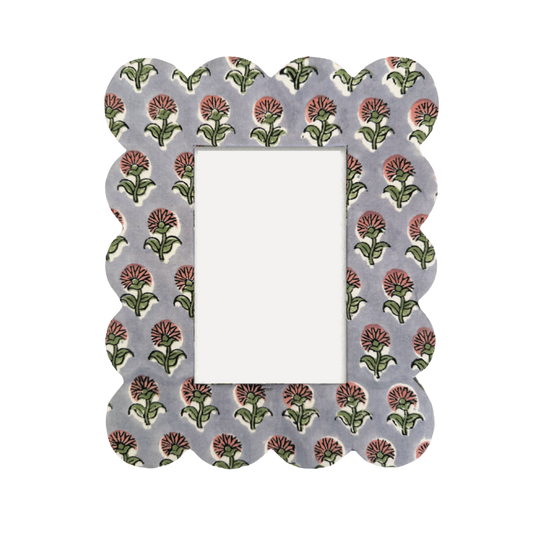 Scalloped Bluebell frame