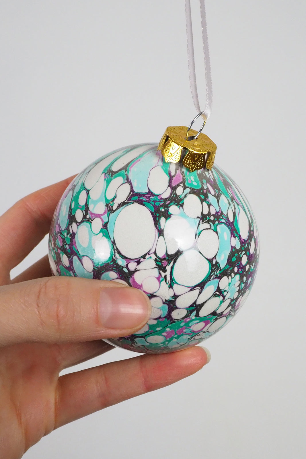 Wildmore Hand Marbled Large Venom Bauble