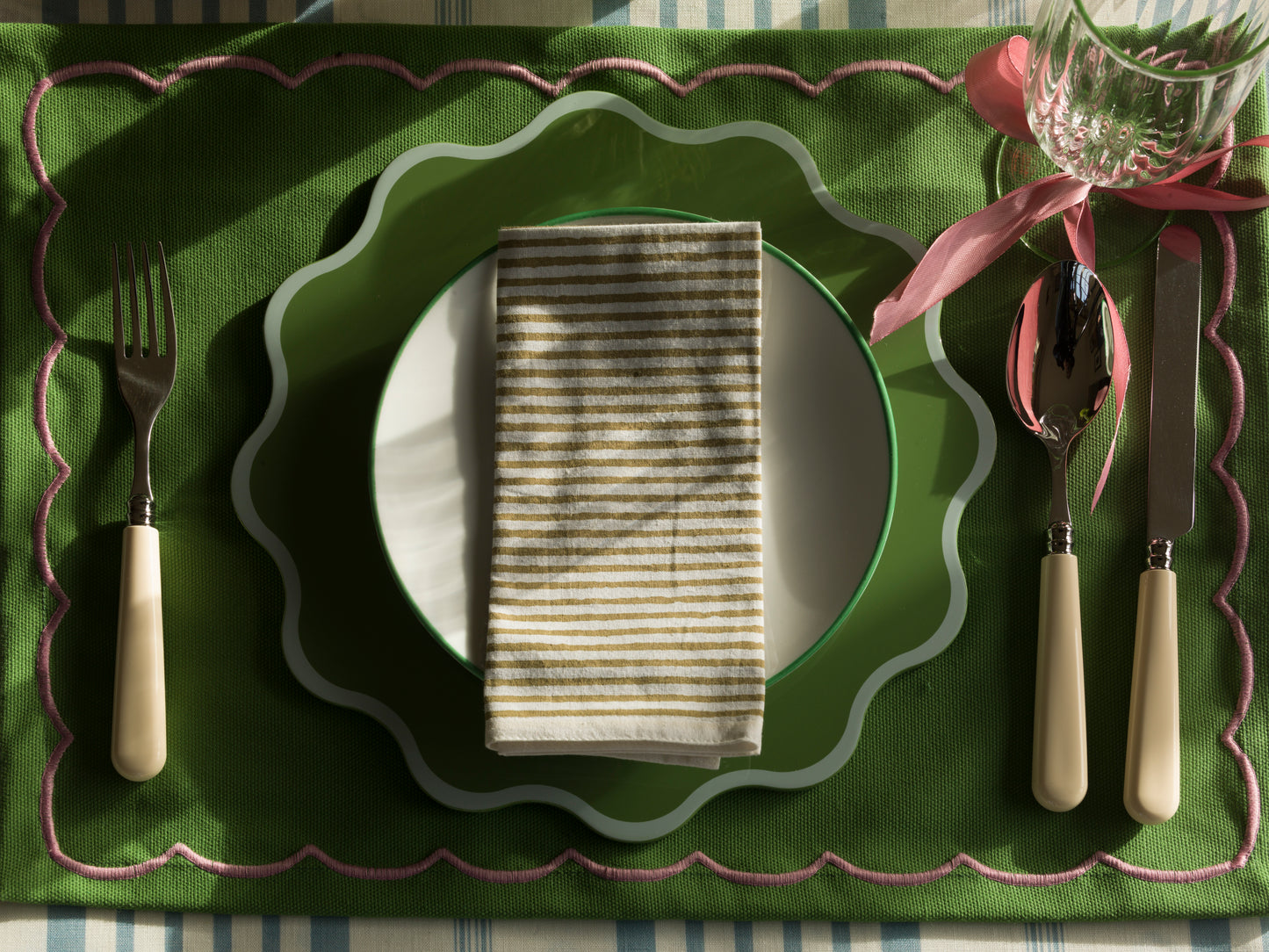 A Pair of Klimt Napkins in Green
