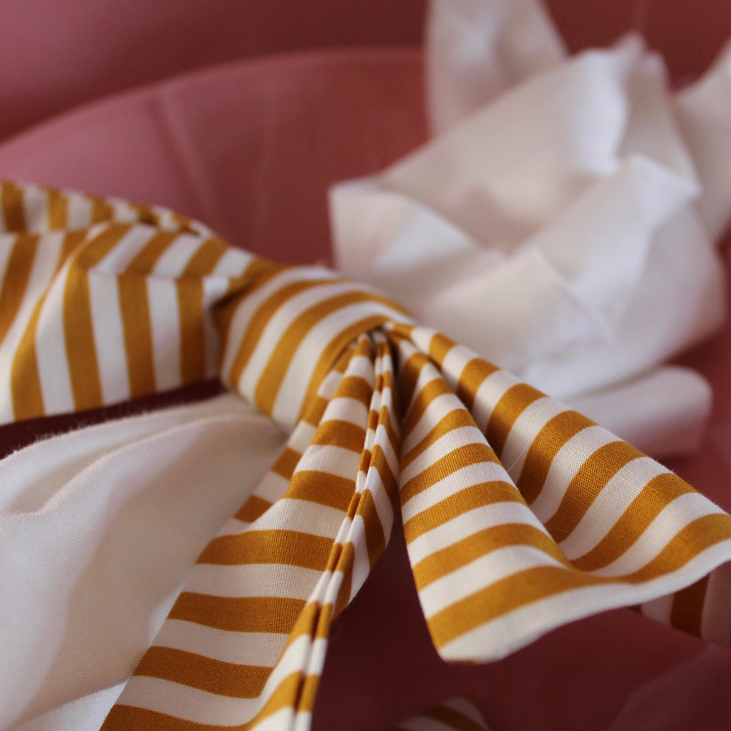 L'amour des Bonbons 'Bonjour Napkin Ring in Yellow'