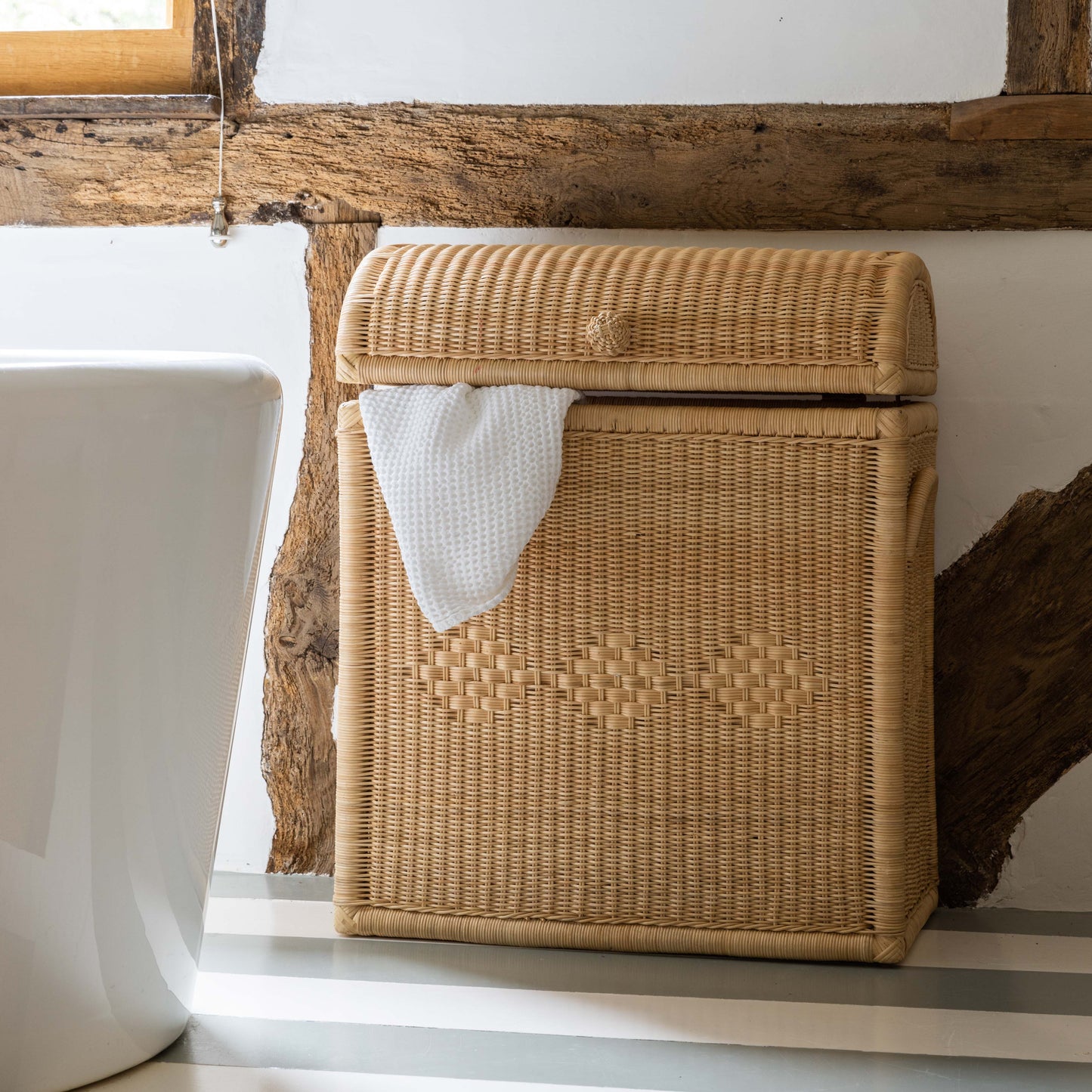 Hastshilp Chest Laundry Basket