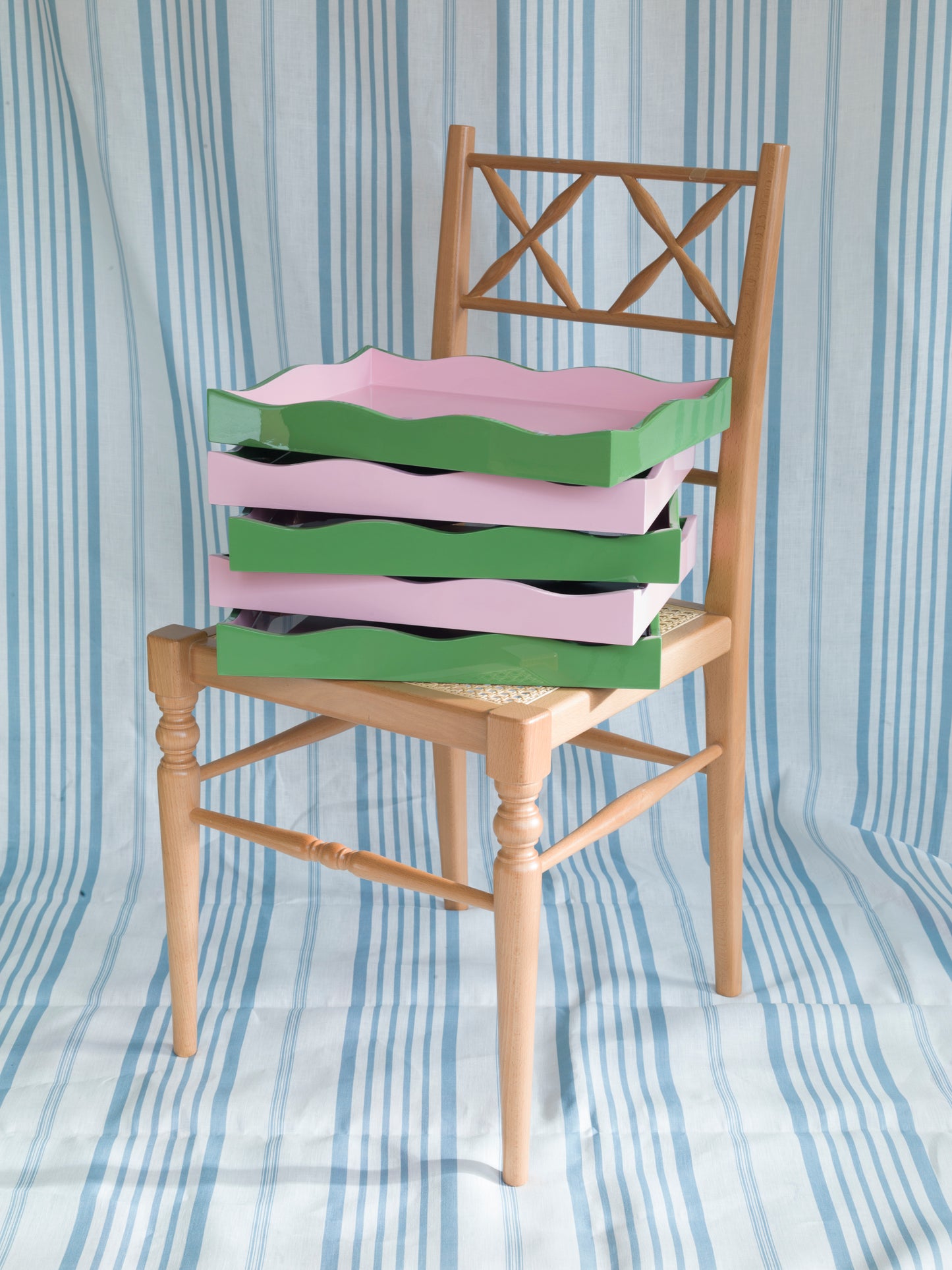 The Allegra Wiggle Tray in Pink and Green