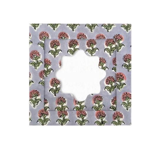 Small Bluebell Frame with Scalloped Edge