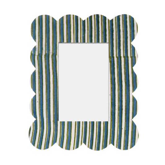 Scalloped Green Stripe Frame