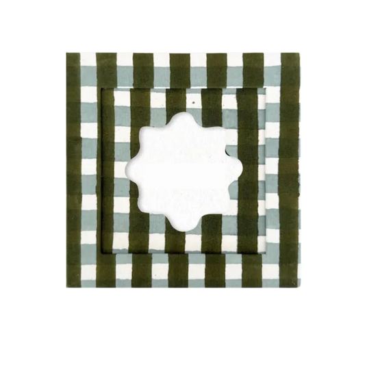 Small Green Gingham Frame with Scalloped Edge