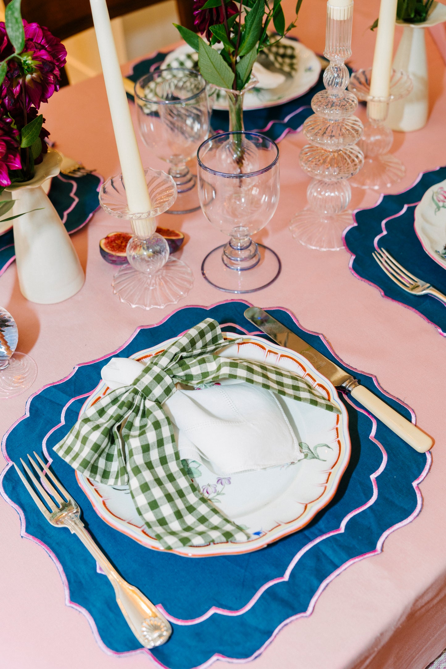 The Multipurpose Napkin & Placemat in Pink and Navy, Set of Four