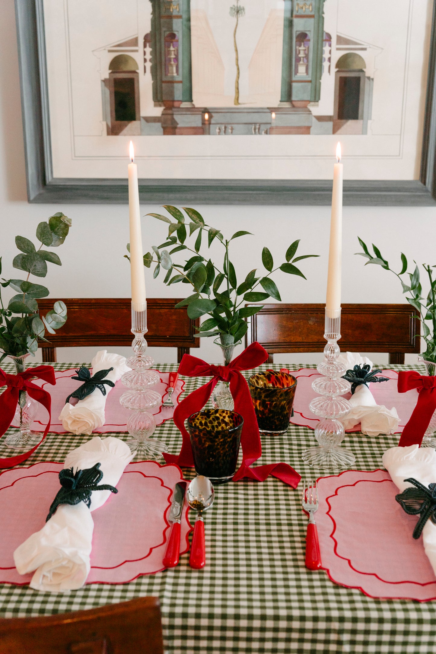 The Multipurpose Napkin & Placemat in Pink and Red, Set of Four