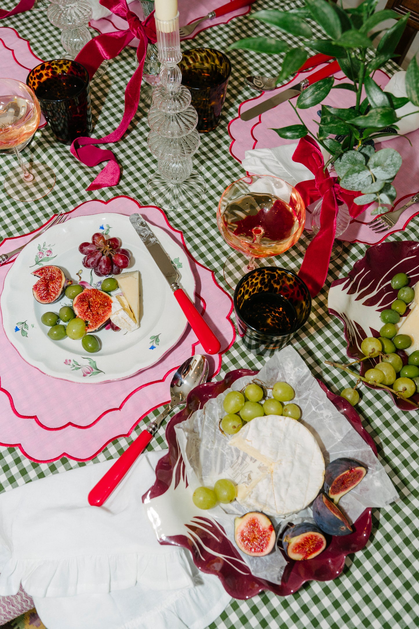 Minnie Mae-Stott, Pink Radicchio Lead Serving Bowl Verona Red