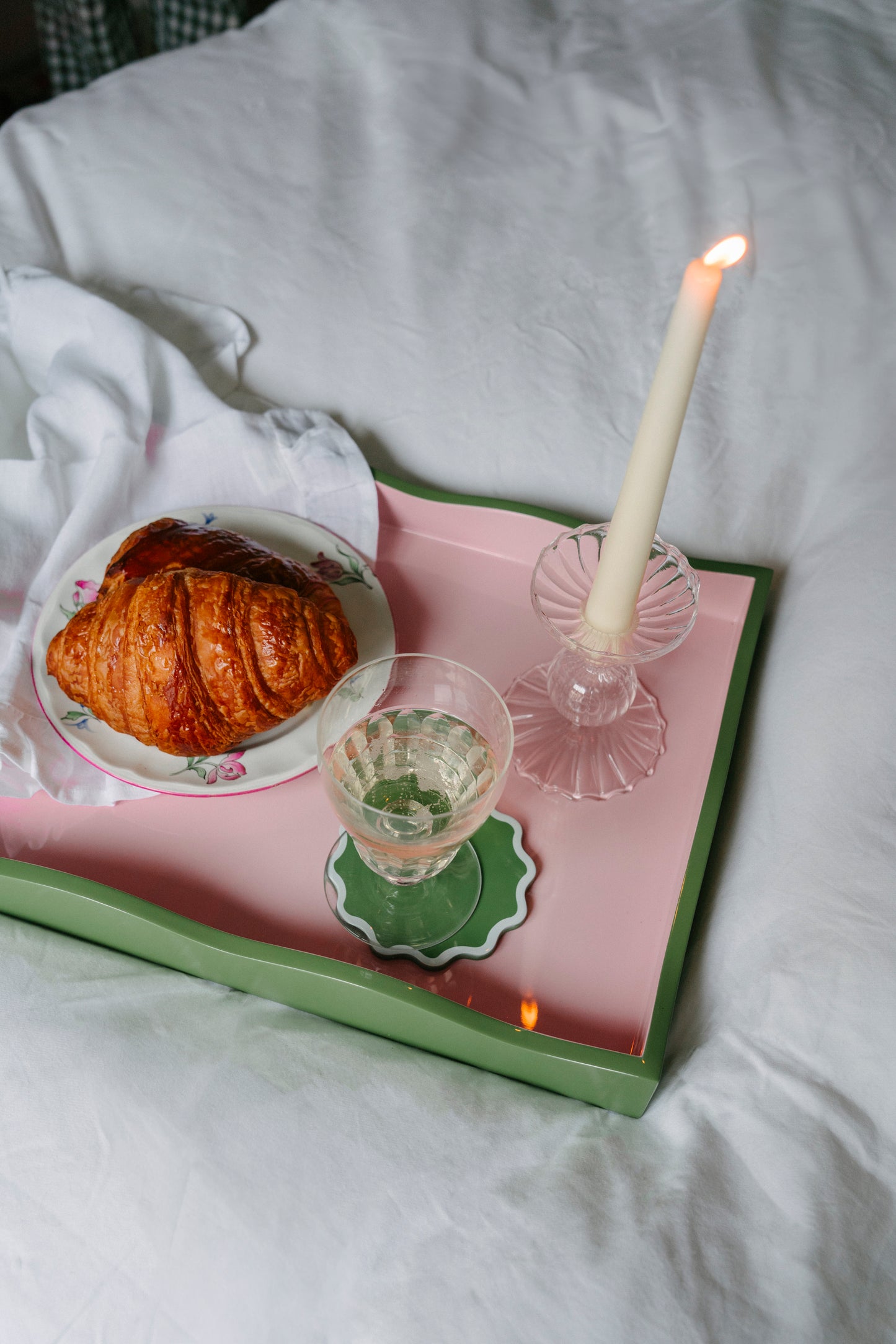 The Allegra Wiggle Tray in Green and Pink