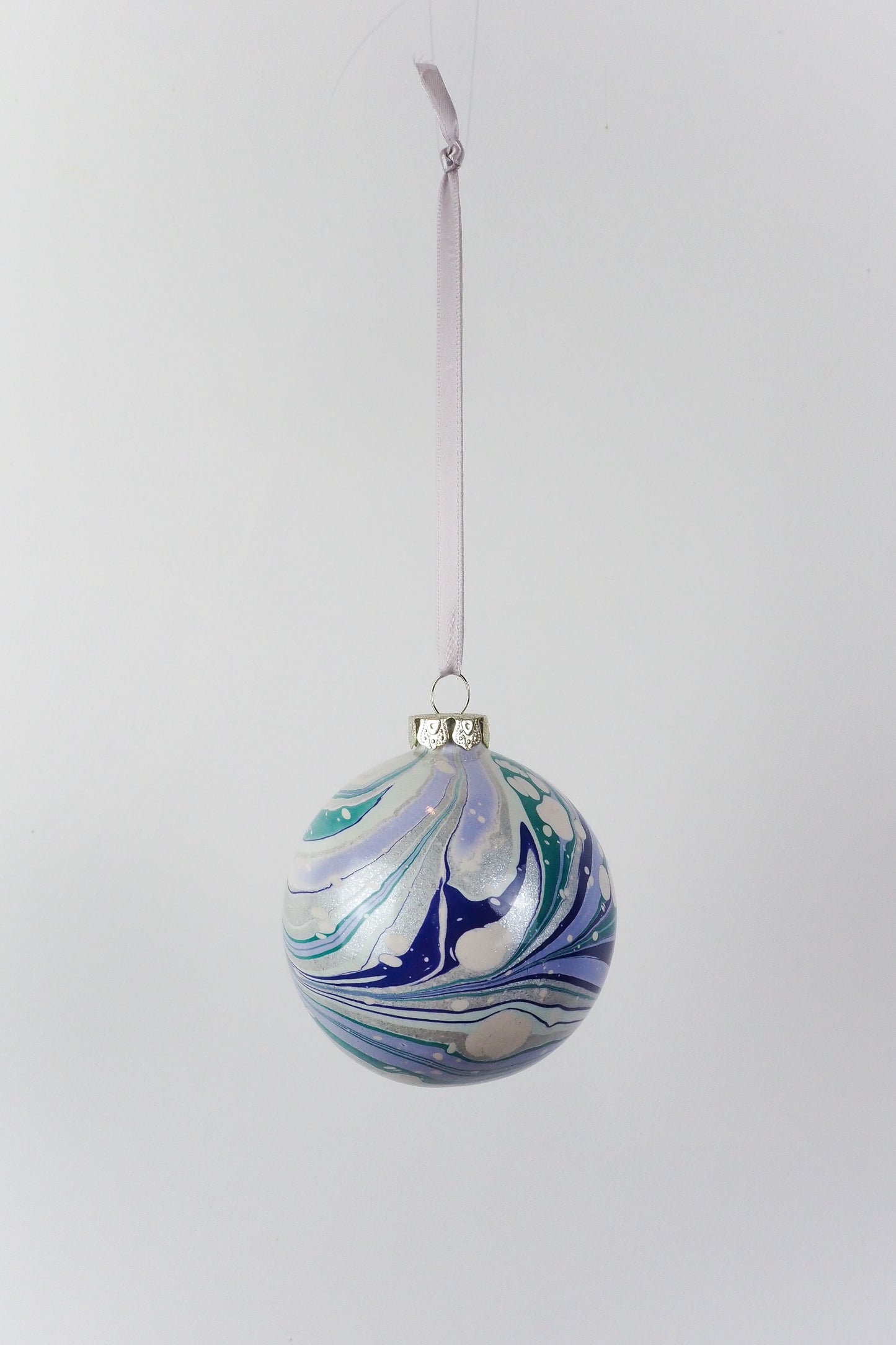 Wildmore Hand Marbled Large Glacier Bauble