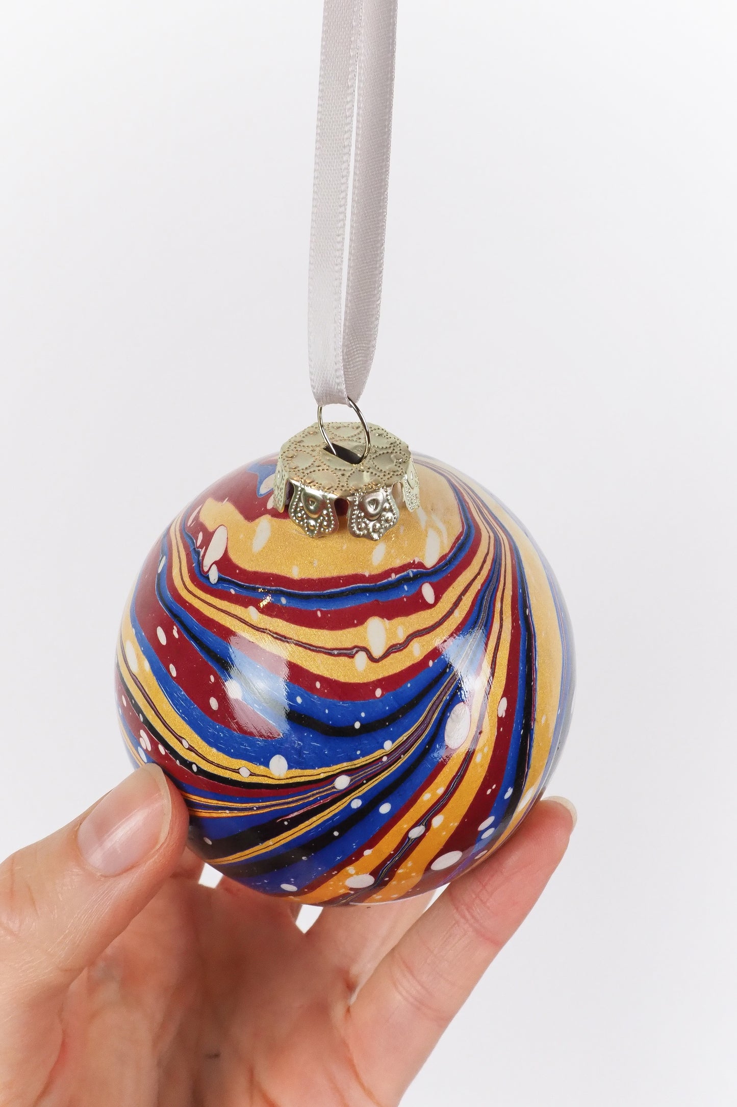 Wildmore Hand Marbled Large Kilim Bauble