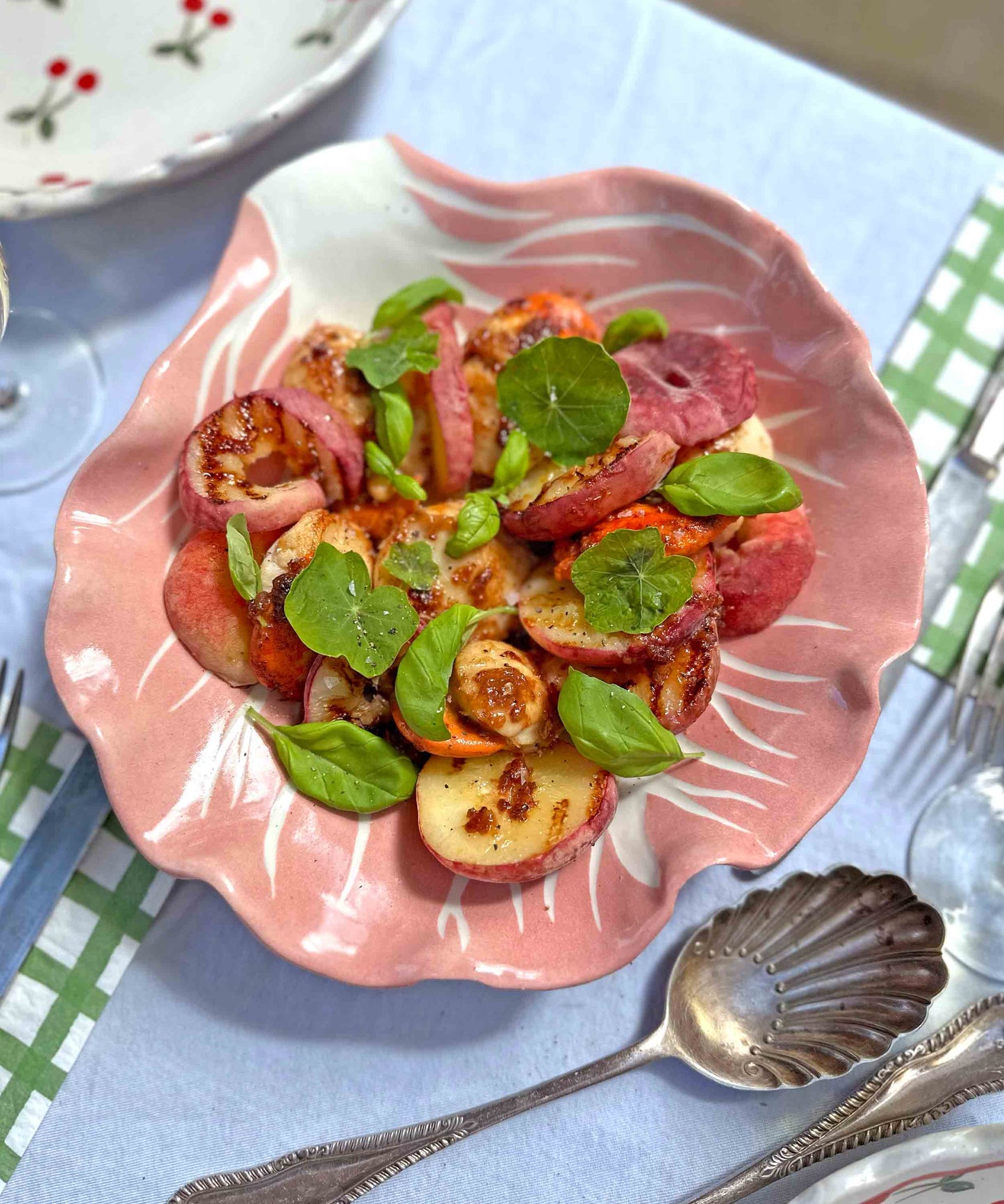 Minnie Mae-Stott, Pink Radicchio Lead Serving Bowl Pink