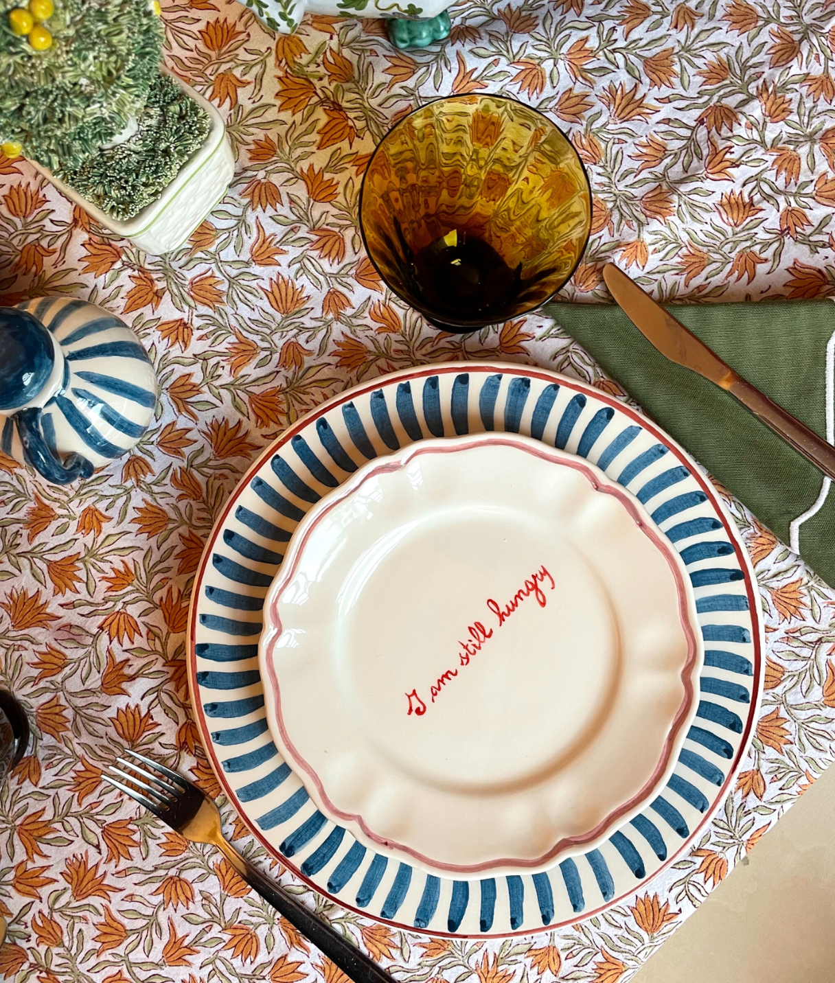 Sveva's Home Ceramic "Another One Bites The Crust" Scalloped Plate Set in Red