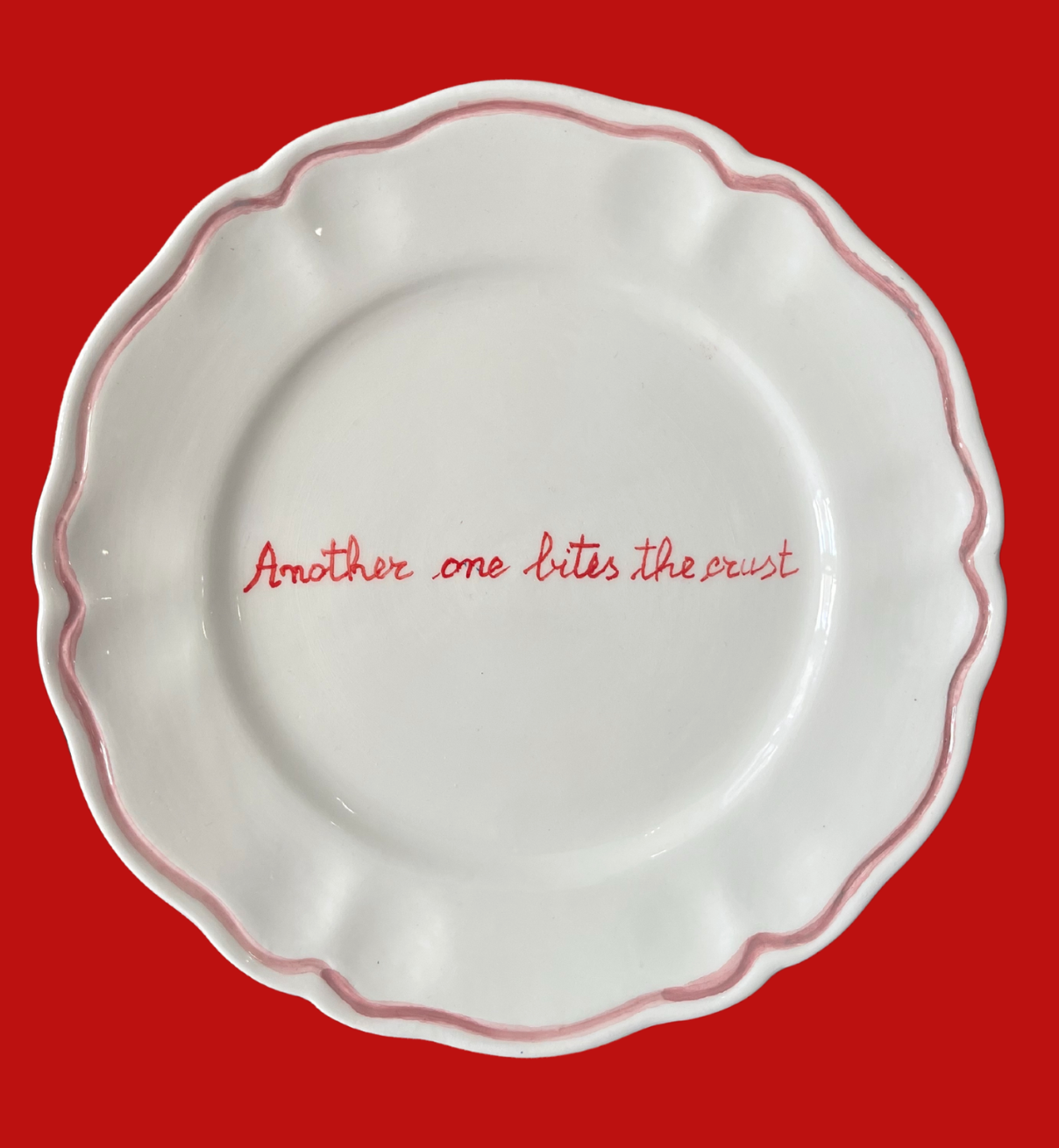 Sveva's Home Ceramic "Another One Bites The Crust" Scalloped Plate Set in Red