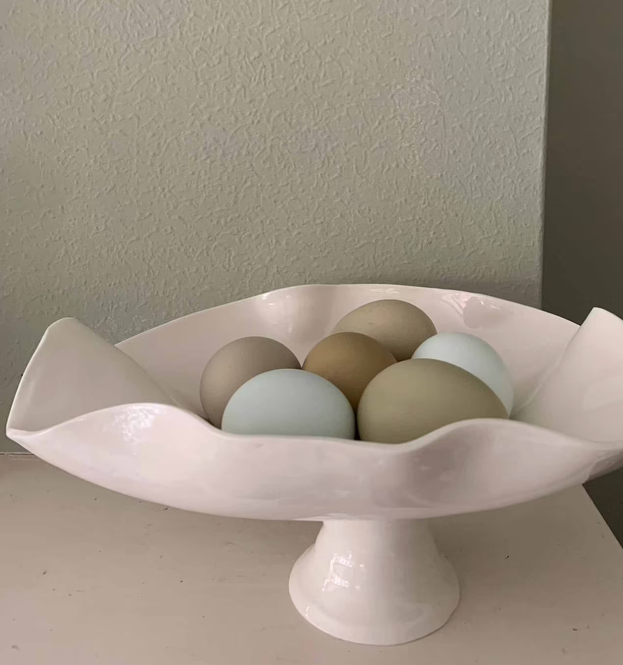 Joanna Ling, Porcelain pedestal bowl