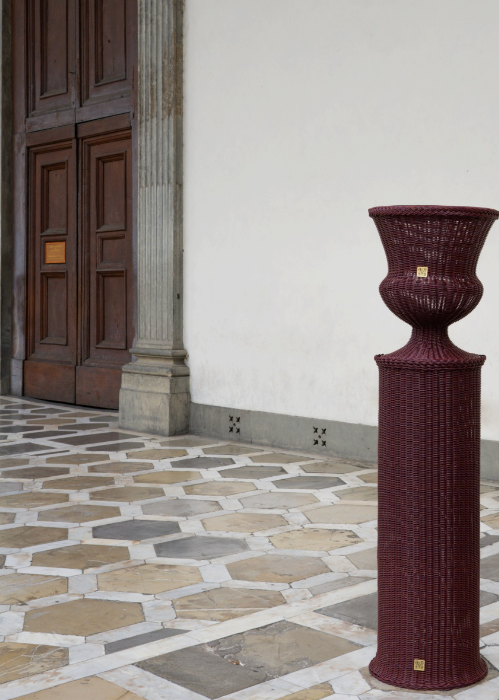 Vasevoll, Vase and Pedestal in Burgundy