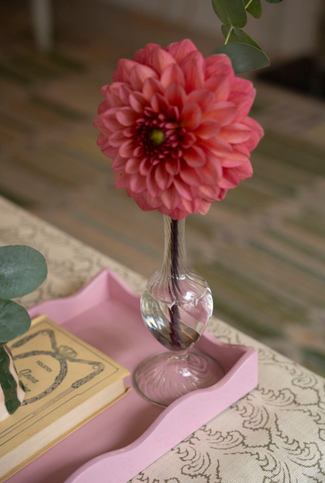 The Eleanor Murano Bud Vase in Pink